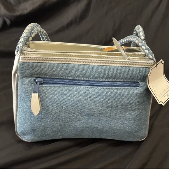 Warren Reed Stylish Blue and White Woven Handbag - Picture 4 of 6